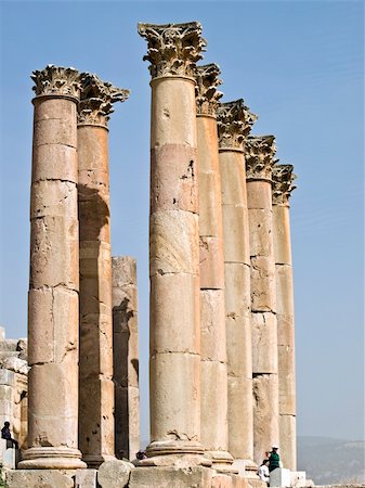 simsearch:400-05682890,k - Temple of Artemis in Jerash, Jordan. Foto de stock - Super Valor sin royalties y Suscripción, Código: 400-05044527