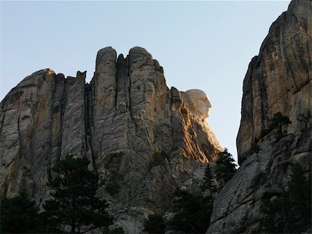 View of George Washington profile on mountain cliffside of Mount Rushmore National Memorial. Stock Photo - Budget Royalty-Free & Subscription, Code: 400-05044706