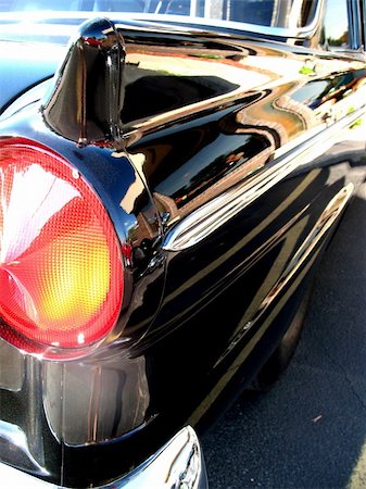 restoring cars - Close Up of the Tail Light of a Vintage Car Stock Photo - Budget Royalty-Free & Subscription, Code: 400-05045016