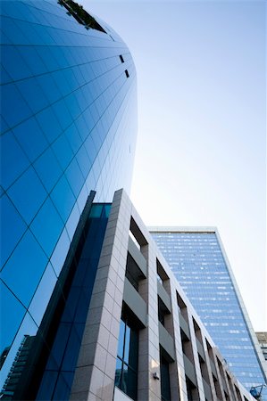 simsearch:400-08730679,k - modern office building Stock Photo - Budget Royalty-Free & Subscription, Code: 400-05046867