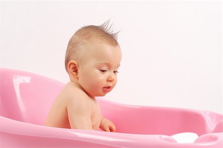 simsearch:400-05010125,k - baby bath #16 Photographie de stock - Aubaine LD & Abonnement, Code: 400-05047510