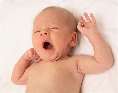simsearch:400-05041038,k - The baby yawns Foto de stock - Super Valor sin royalties y Suscripción, Código: 400-05047533