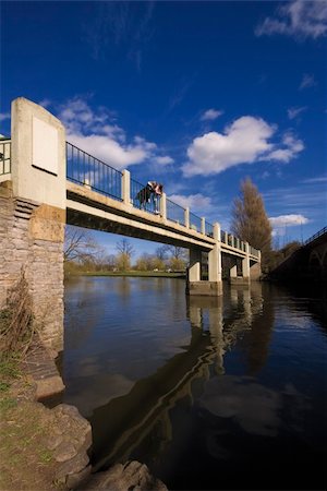 stratford - bridge over river avon stratford upon avon warwickshire midlands england uk Photographie de stock - Aubaine LD & Abonnement, Code: 400-05049080