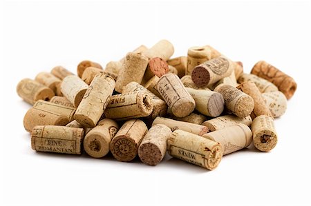 simsearch:400-04892457,k - bunch of wine corks scattered on white background Fotografie stock - Microstock e Abbonamento, Codice: 400-05041916