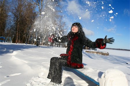 Woman in winter Stock Photo - Budget Royalty-Free & Subscription, Code: 400-05042039