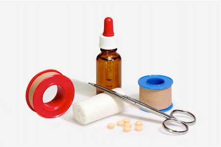simsearch:400-04447310,k - First aid kit and bandageon a bright background. Stock Photo - Budget Royalty-Free & Subscription, Code: 400-05042183