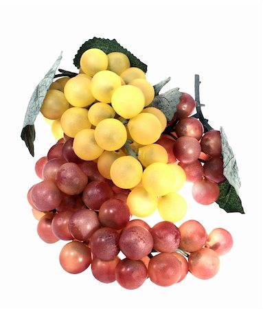 feed grapes - Two branches of grapes, purple and yellow, on a pure white background, Stock Photo - Budget Royalty-Free & Subscription, Code: 400-05042397