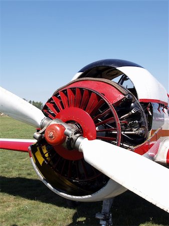 dragunov (artist) - The aircraft engine during the airfield service activities Photographie de stock - Aubaine LD & Abonnement, Code: 400-05055144