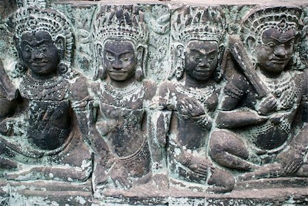 shanin (artist) - Girls on the wall of temple, Angkor, Cambodia Photographie de stock - Aubaine LD & Abonnement, Code: 400-05056768