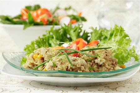 simsearch:400-07420762,k - Healthy food - rice and vegetable salads Photographie de stock - Aubaine LD & Abonnement, Code: 400-05058281