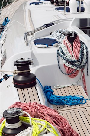 Detail of a boat with rigging and winches Foto de stock - Super Valor sin royalties y Suscripción, Código: 400-05059676