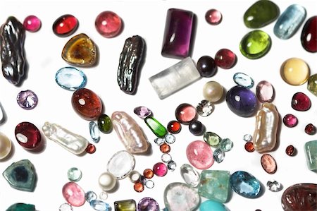 simsearch:400-05197146,k - Miscellaneous semi-precious stones on white background. Stock Photo - Budget Royalty-Free & Subscription, Code: 400-05050908