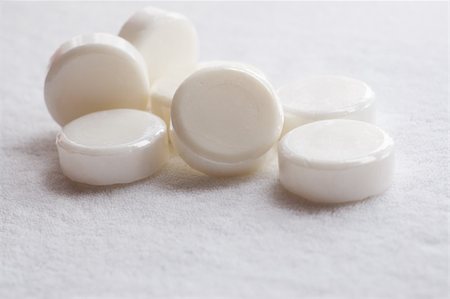 bars of white soap Stockbilder - Microstock & Abonnement, Bildnummer: 400-05052272