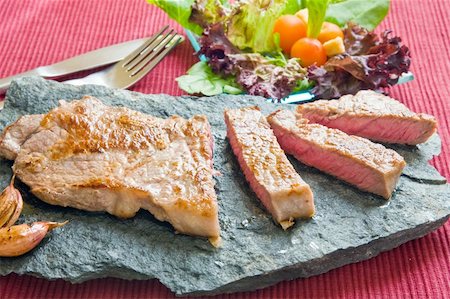 simsearch:400-04284643,k - grilled beef steak with green salad and cherry tomatoes Stock Photo - Budget Royalty-Free & Subscription, Code: 400-05052550