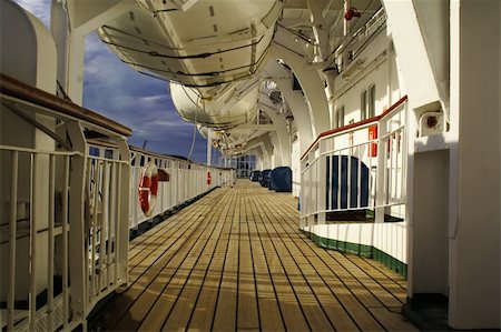 Cruise ship deck exterior. Photographie de stock - Aubaine LD & Abonnement, Code: 400-05052585