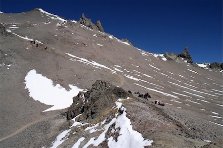 simsearch:400-04734960,k - Ascending from Camp One to Camp Two on Aconcagua Foto de stock - Royalty-Free Super Valor e Assinatura, Número: 400-05052865