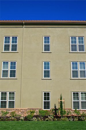 simsearch:400-03938701,k - Close up of the windows of a building. Stock Photo - Budget Royalty-Free & Subscription, Code: 400-05064004