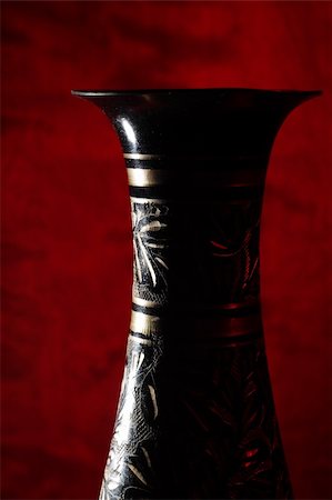 simsearch:400-05320318,k - Vintage vase on wood background (focus on vase). Stock Photo - Budget Royalty-Free & Subscription, Code: 400-05069460