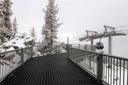 Observation deck and cable gondola, South Lake Tahoe, California Stock Photo - Budget Royalty-Free & Subscription, Code: 400-05069901