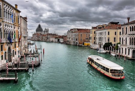 simsearch:400-04558229,k - View  on  Grand  Canal in Venice, Italy. Photographie de stock - Aubaine LD & Abonnement, Code: 400-05061094