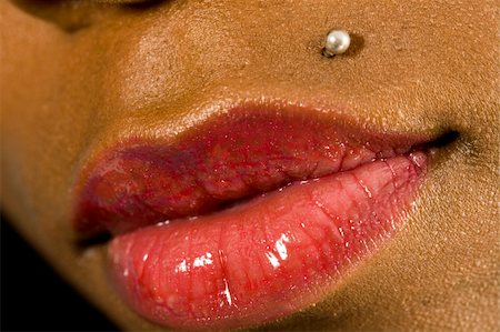 Close up of woman lips Photographie de stock - Aubaine LD & Abonnement, Code: 400-05061544