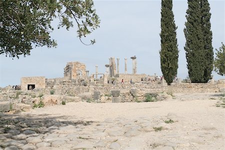 simsearch:400-05062183,k - UNESCO world heritage object - Volubilis, roman city ruins, Morocco, Africa. Popular tourism and travelling object. Foto de stock - Royalty-Free Super Valor e Assinatura, Número: 400-05062408