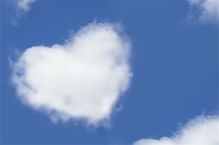 simsearch:400-04789565,k - Collage - a cloud as heart in the blue sky Stockbilder - Microstock & Abonnement, Bildnummer: 400-05074980