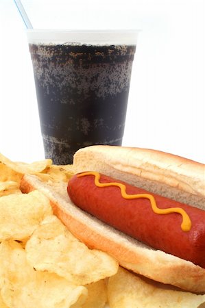 Hot Dog Combo with soda and potato chips Stock Photo - Budget Royalty-Free & Subscription, Code: 400-05077588