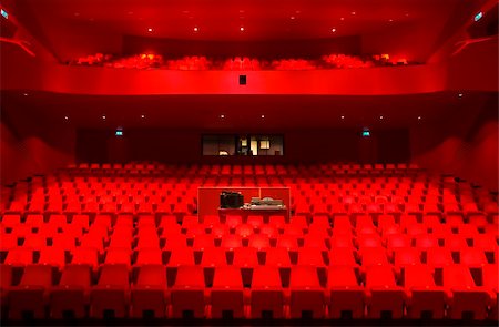 Interior of the Agora theater in Lelystad, the Netherlands Foto de stock - Super Valor sin royalties y Suscripción, Código: 400-05078098