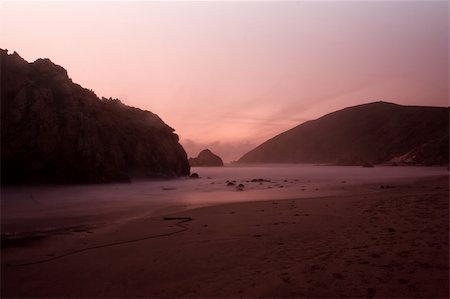 Pfeiffer Beach SP in Big Sur, California Photographie de stock - Aubaine LD & Abonnement, Code: 400-05078472