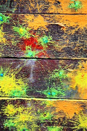 paintball - Spots of a paint on old boards Fotografie stock - Microstock e Abbonamento, Codice: 400-05070506