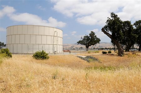 Fuel storage tank, South County Airport, San Martin, California Stock Photo - Budget Royalty-Free & Subscription, Code: 400-05070632