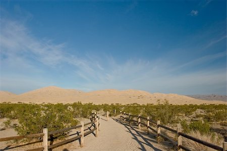 Kelso Dunes, also known as the Kelso Dune Field, is the largest field of eolian sand deposits in the Mojave Desert. Stock Photo - Budget Royalty-Free & Subscription, Code: 400-05071094