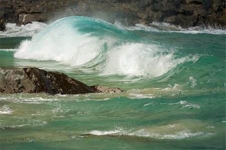simsearch:400-05089504,k - Crashing Wave on the Na Pali Coast, Kauai Fotografie stock - Microstock e Abbonamento, Codice: 400-05072588
