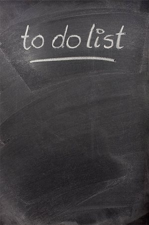 to do list title handritten with white chalk on blackboard with copy space below Stock Photo - Budget Royalty-Free & Subscription, Code: 400-05085465
