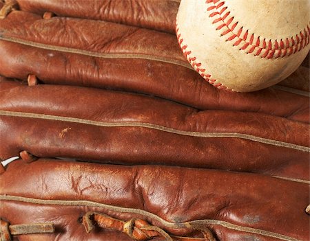 simsearch:400-04673387,k - a macro of a baseball in glove Stock Photo - Budget Royalty-Free & Subscription, Code: 400-05087495