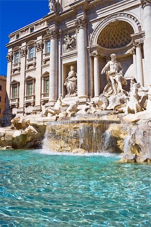 fontäne - Famous sightseeing Trevi fountain in Rome, Italy Stock Photo - Budget Royalty-Free & Subscription, Code: 400-05094440