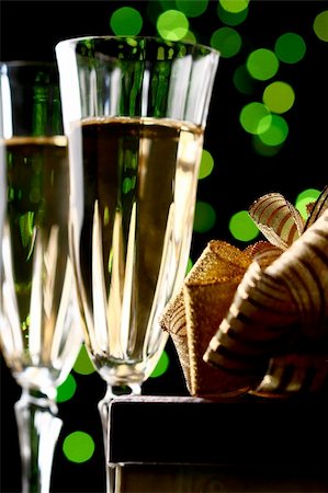 simsearch:400-05027600,k - holiday card - golden champagne and gift Stock Photo - Budget Royalty-Free & Subscription, Code: 400-05096212