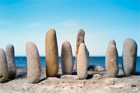 simsearch:400-05138433,k - The sea pebble stands vertically in morning light in the summer Stock Photo - Budget Royalty-Free & Subscription, Code: 400-05096227