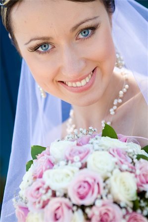 simsearch:400-05208182,k - portrait of the bride Photographie de stock - Aubaine LD & Abonnement, Code: 400-05096720