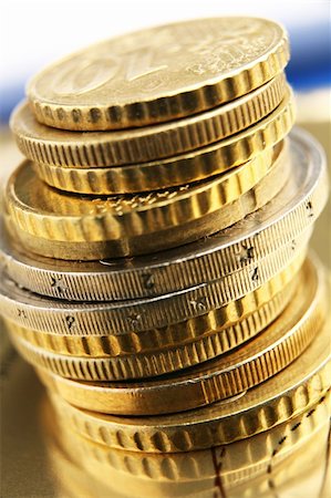 simsearch:400-04698151,k - Pile of euro coins Stock Photo - Budget Royalty-Free & Subscription, Code: 400-05097166