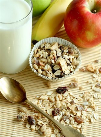 simsearch:400-04081024,k - Breakfast, muesli apple and glass of milk Stock Photo - Budget Royalty-Free & Subscription, Code: 400-05099215