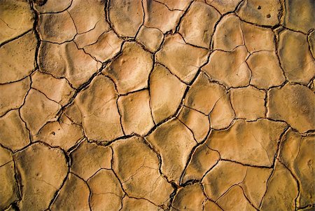 dehydrated - cracky dried out surface Photographie de stock - Aubaine LD & Abonnement, Code: 400-05091314