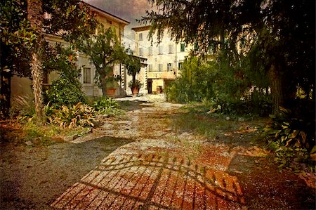simsearch:400-05059274,k - Artistic work of my own in retro style - Postcard from Italy. - Neglected urban garden - Umbra. Foto de stock - Super Valor sin royalties y Suscripción, Código: 400-05105702