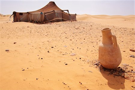 The bedouins tent in the sahara, morocco Stock Photo - Budget Royalty-Free & Subscription, Code: 400-05108656