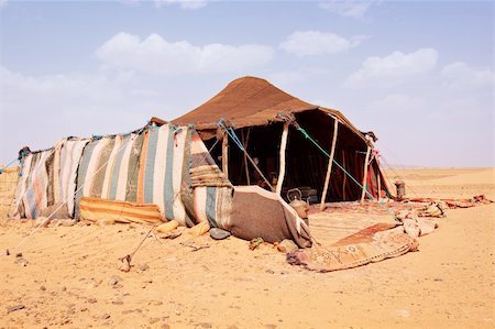 The bedouins tent in the sahara, morocco Stock Photo - Budget Royalty-Free & Subscription, Code: 400-05108658