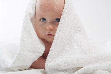 dry body towel - Curious baby covered with white towel Stock Photo - Budget Royalty-Free & Subscription, Code: 400-05101005