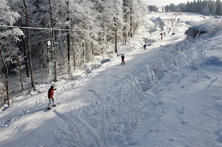 footprint winter landscape mountain - Diagonal made by skiers going up the ski run. Photographie de stock - Aubaine LD & Abonnement, Code: 400-05115952
