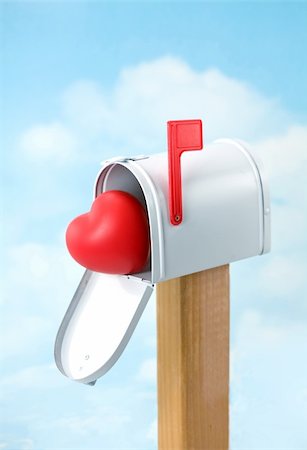 simsearch:400-04085192,k - Valentine's Postal Delivery - Heart in Mailbox for Pickup Photographie de stock - Aubaine LD & Abonnement, Code: 400-05117977