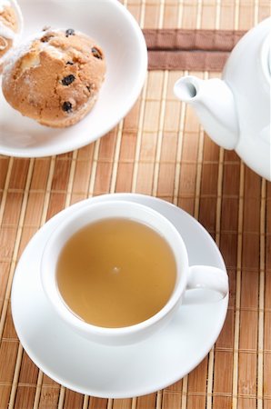 simsearch:400-05153477,k - Cup of tea Photographie de stock - Aubaine LD & Abonnement, Code: 400-05118790